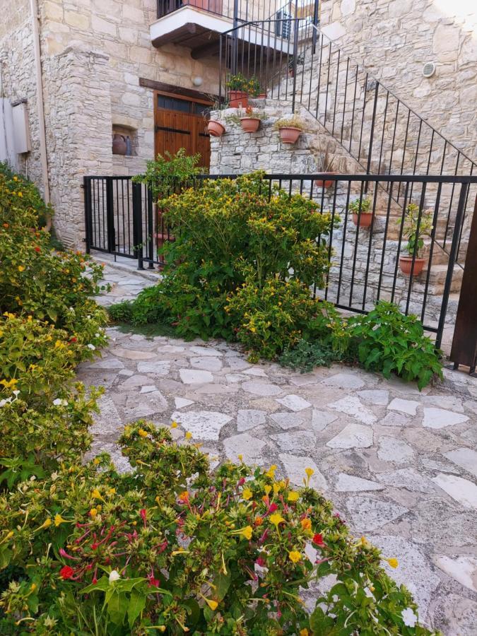 Gasthaus John' S House In Omodos Limassol Exterior foto