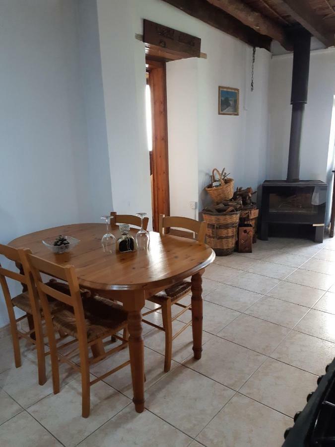 Gasthaus John' S House In Omodos Limassol Exterior foto